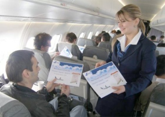 Bilete de avion cu 10% mai ieftine la TAROM, de luni până pe 15 martie